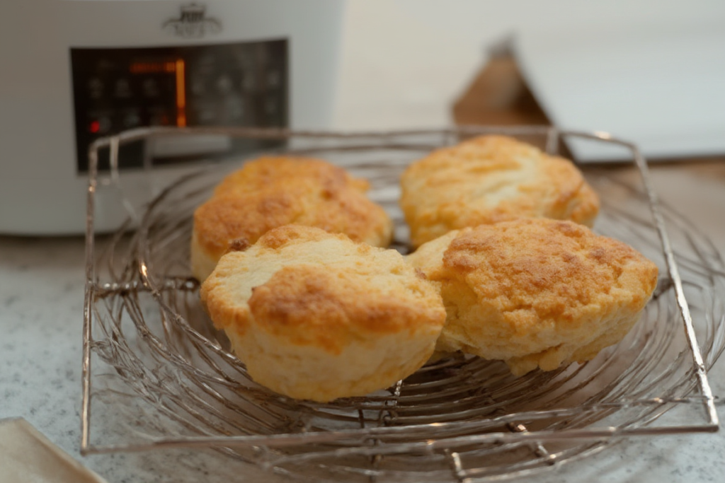 How Long to Cook Biscuits in Air Fryer